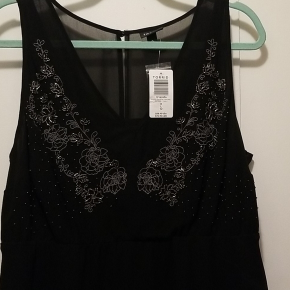 Torrid sz 0, black chiffon beaded tank - Picture 3 of 6
